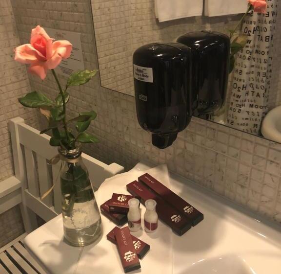 Номер Deluxe, Ambra Boutique Hotel & Bistro