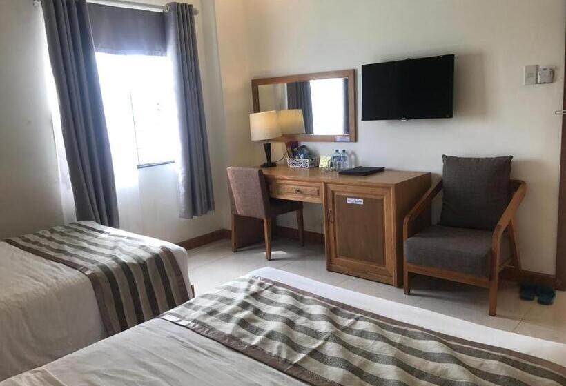 اتاق سوپریور سه تخته, Elegant