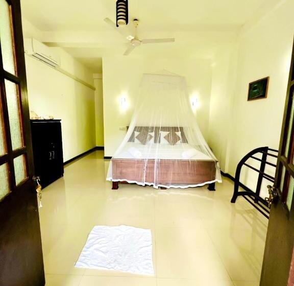 Deluxe Room, Leen Tangalle