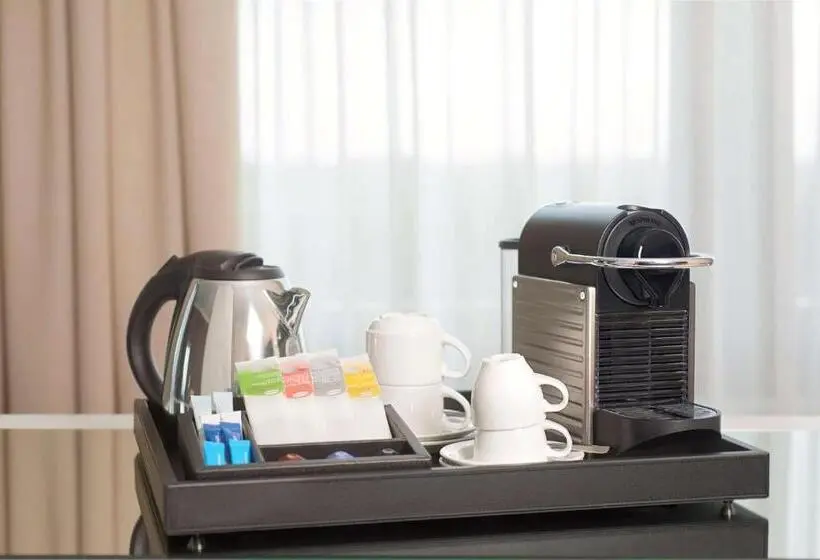 اتاق استاندارد تودرتو, NH Collection Marseille