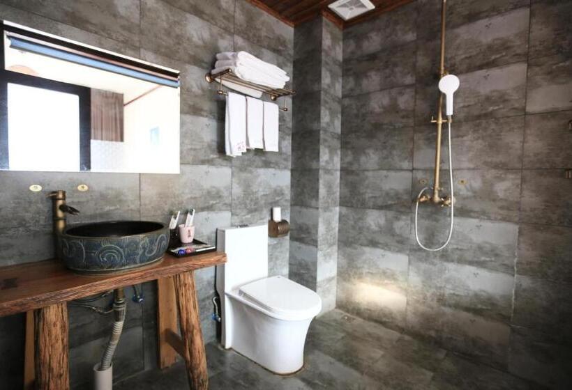 سوییت خانوادگی, Yangshuo Xiao Long River