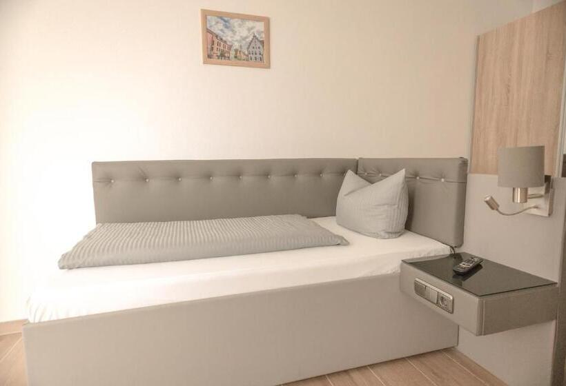 Номер Стандарт Индивидуальный, Stadthotel Donauwörth