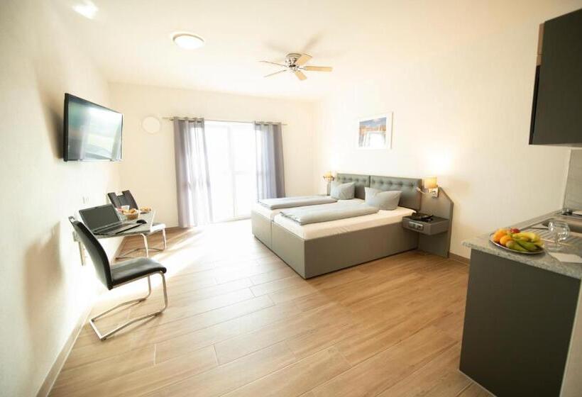 Номер Стандарт, Stadthotel Donauwörth