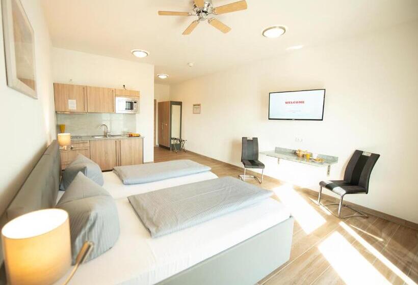 Номер Стандарт, Stadthotel Donauwörth