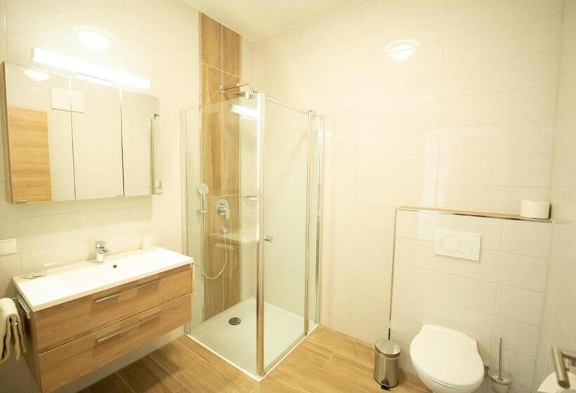 Номер Стандарт, Stadthotel Donauwörth