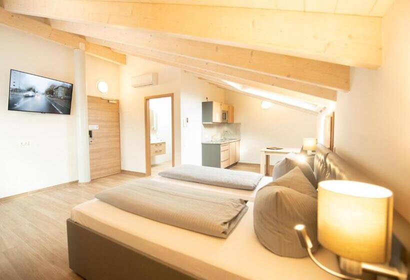 Люкс, Stadthotel Donauwörth