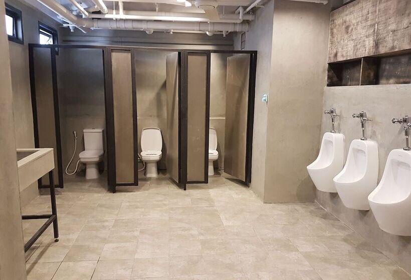 Ortak Banyolu Standart Oda, Bed To Bangkok   Hostel