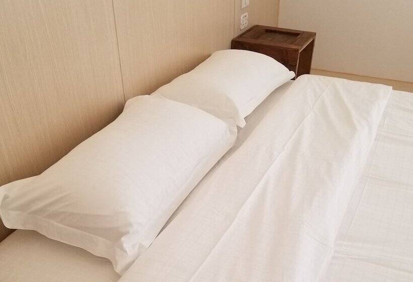 Quarto Estandar Banheiro Compartilhado, Bed To Bangkok   Hostel