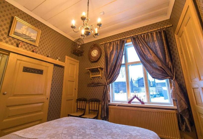 חדר סטנדרט עם מיטת קינג, Boutique Hotel Langin Kauppahuone