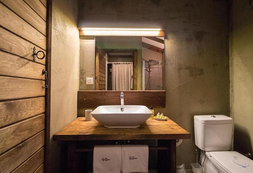 חדר דלוקס, Gi̇ri̇ti̇mu Evleri̇