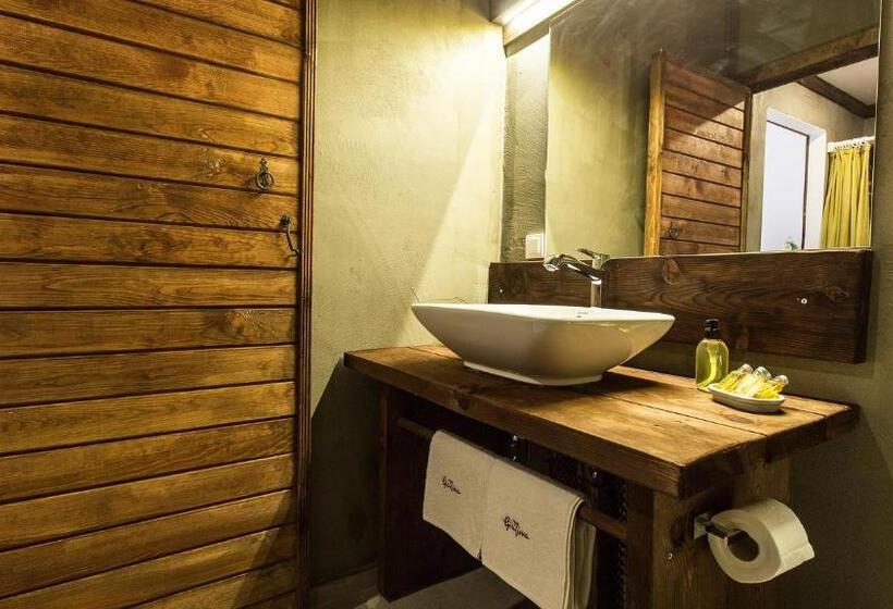 חדר דלוקס, Gi̇ri̇ti̇mu Evleri̇