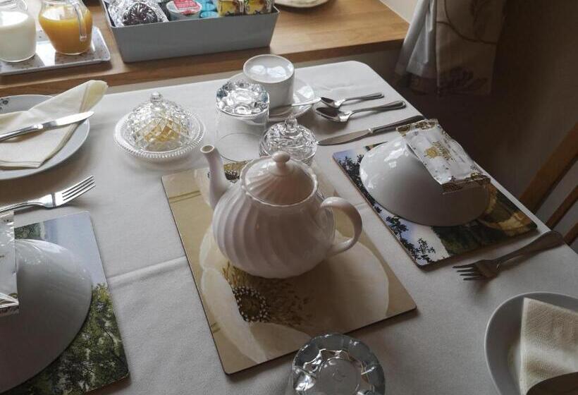 חדר סטנדרט עם מיטת קינג, White Cottage B And B