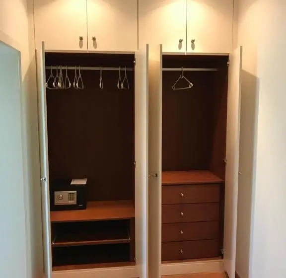 اتاق لوکس, Casas De Luanda Gh Kinaxixe