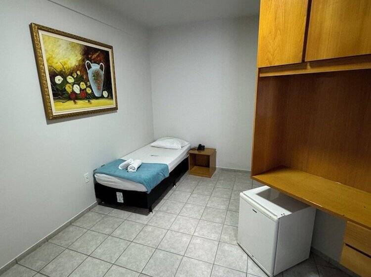 스탠다드 룸, Gemeos