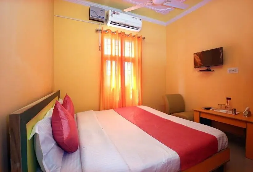 اتاق استاندارد, Oyo 9038 Hotel Comfort