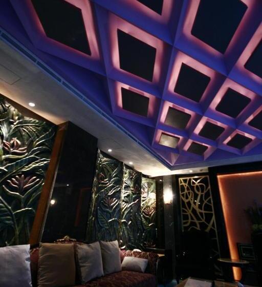 اتاق استاندارد با تخت بزرگ, The Yorker Deluxe Motel