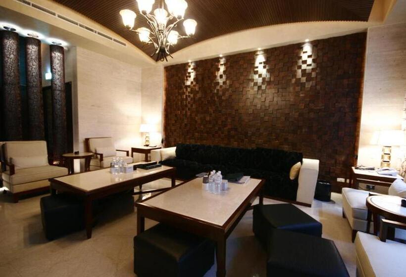 اتاق استاندارد با تخت بزرگ, The Yorker Deluxe Motel
