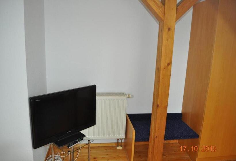 شقة غرفة واحدة, Turmhotel Schwedt