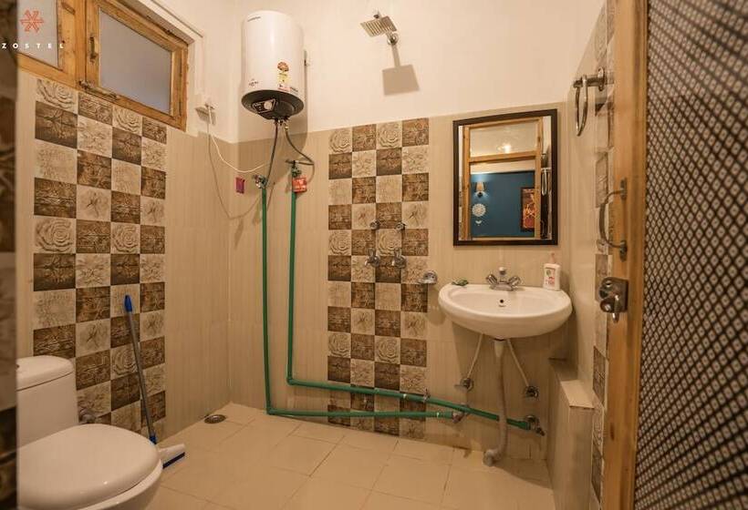 Quarto Superior, Zostel Leh