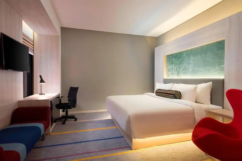 Standard Room King Size Bed