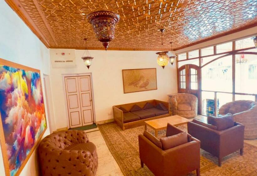 Quarto Deluxe, Ashai