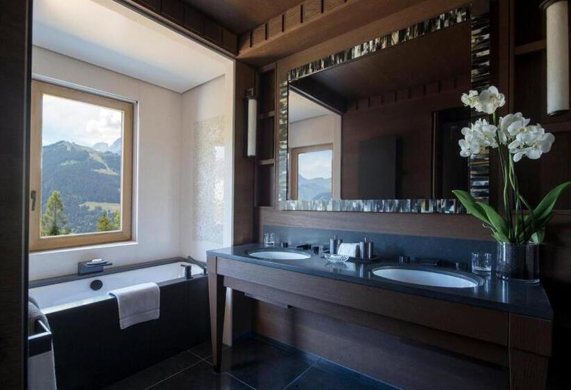 Полулюкс Кровать Кинг, Four Seasons Hotel Megeve