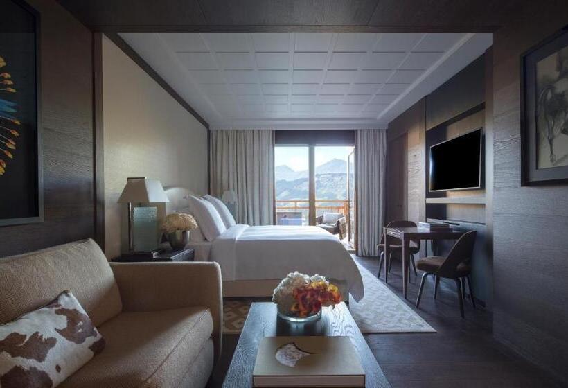 キングサイズベッドのジュニアスイート, Four Seasons Hotel Megeve