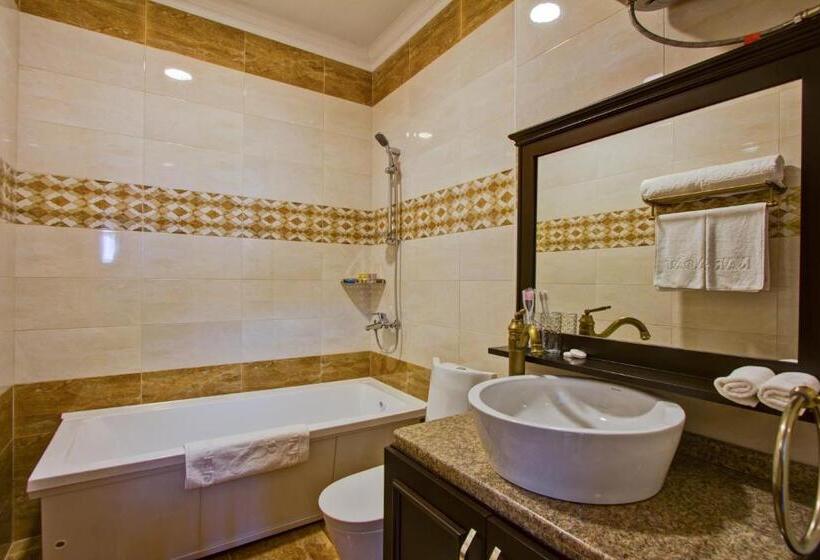 آپارتمان 2 خوابه, Karagat