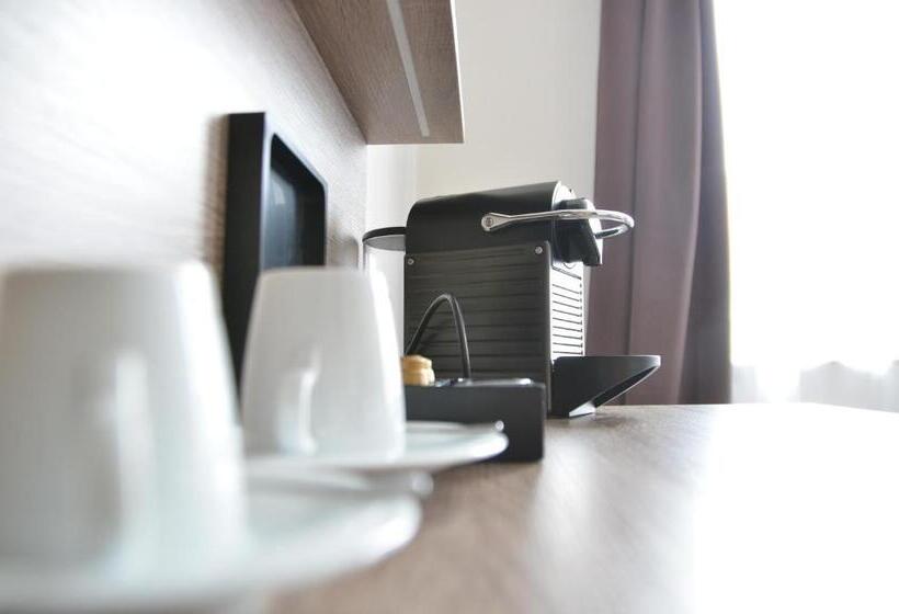 Номер Стандарт, Langhans