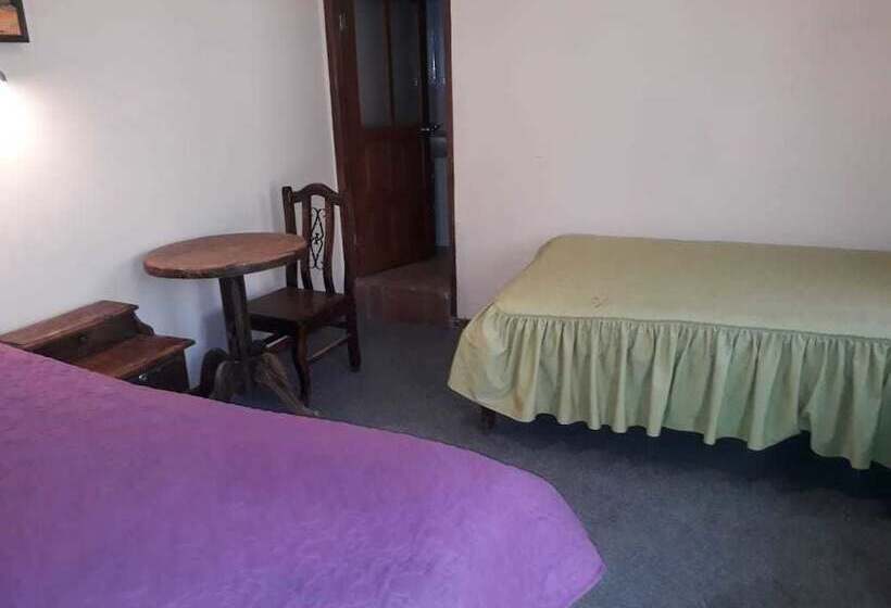 اتاق خانوادگی, Oasisa