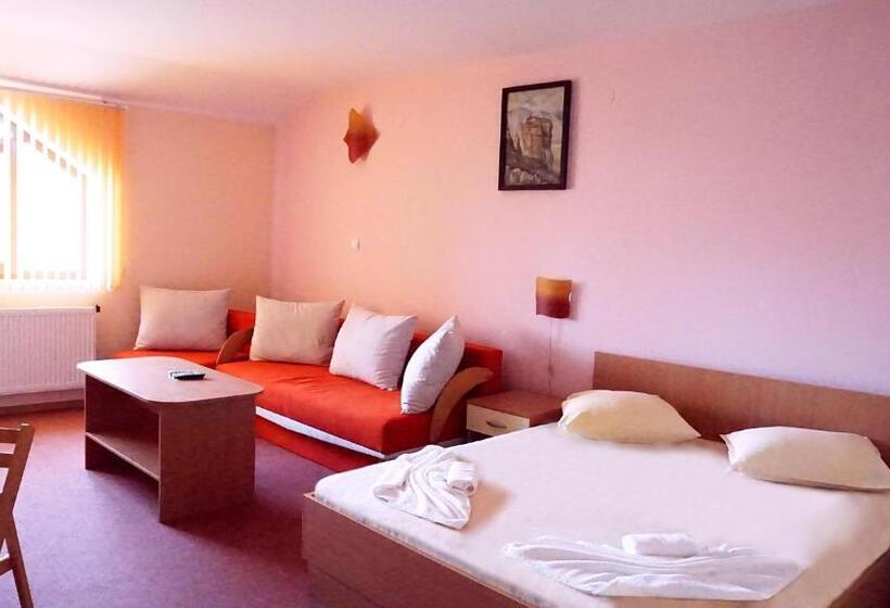 스탠다드 스튜디오, Restaurant Vodenitsata