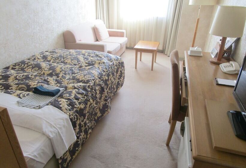 غرفة ديلوكس فردية, Saku Grand