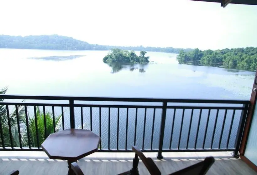 デラックストリプルルーム, Sanu Lagoon Resort & Spa