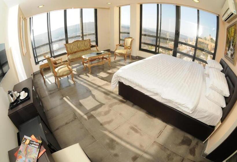 Standard 3 Pers. Værelse m. Udsigt, Sindyan Resort