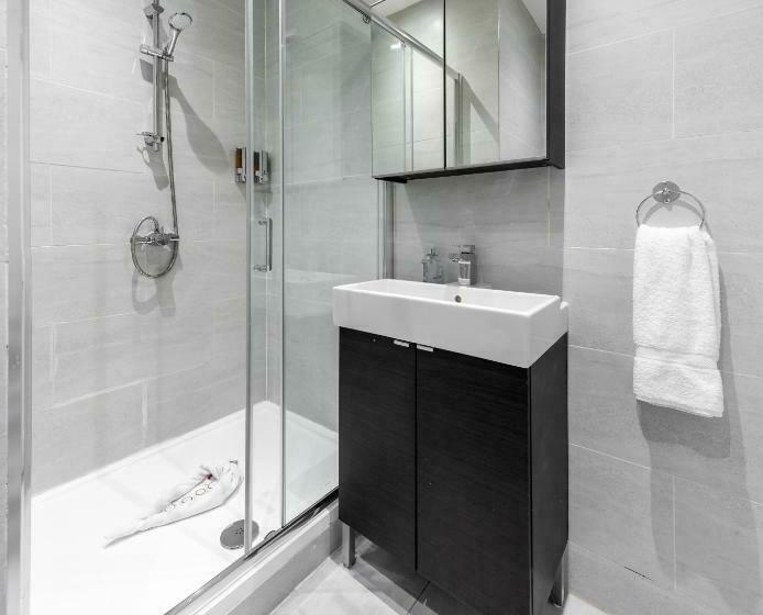 패밀리 룸, Vilenza