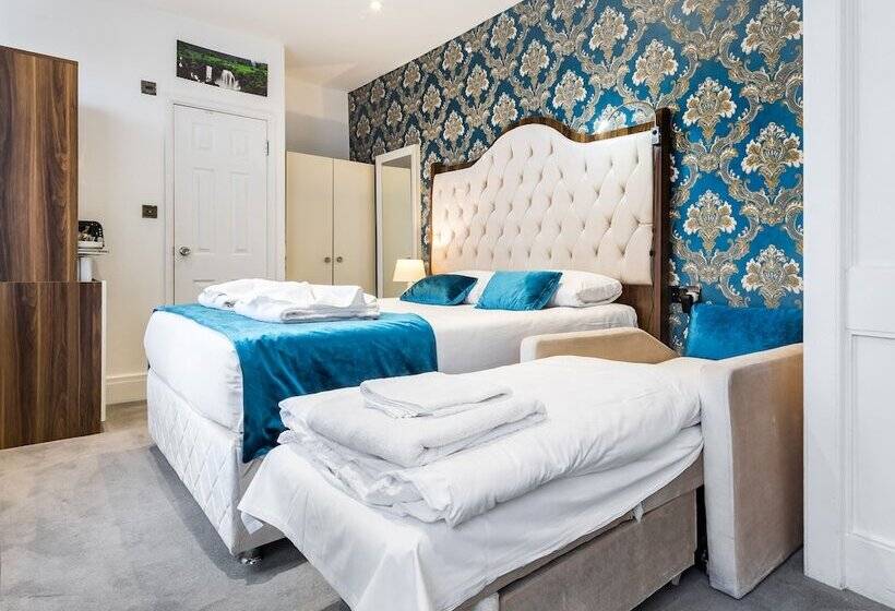 舒适三人间, Vilenza