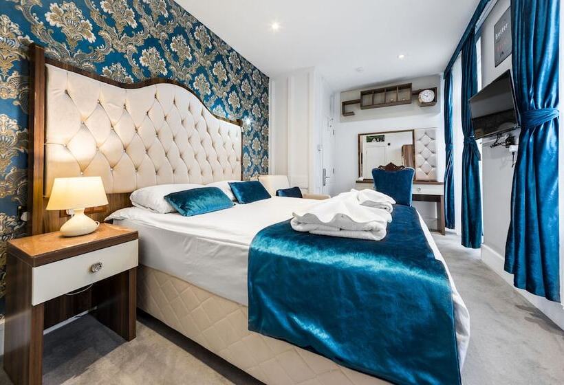 舒适三人间, Vilenza