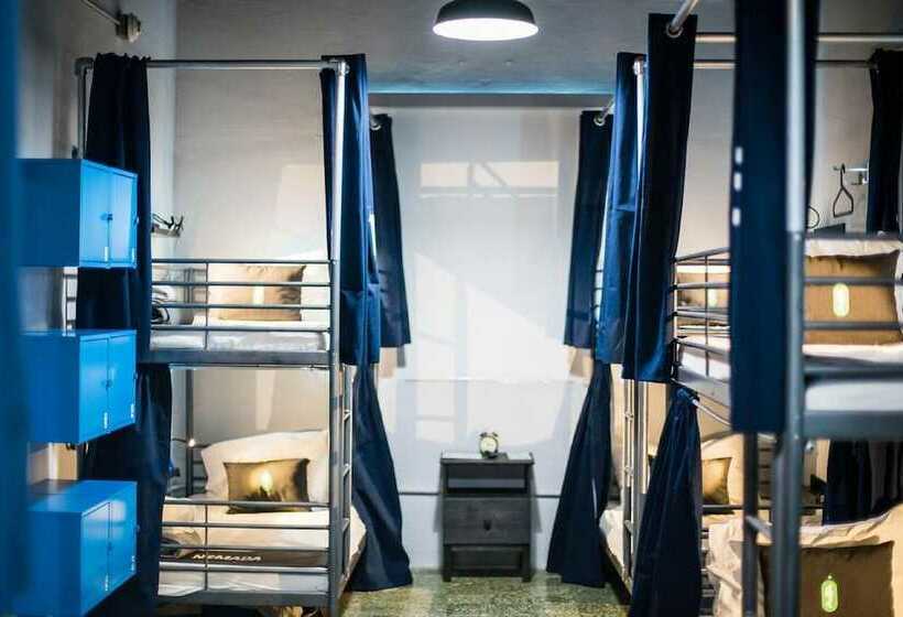 اتاق استاندارد, Nomada Urban Beach Hostel Calle Loiza