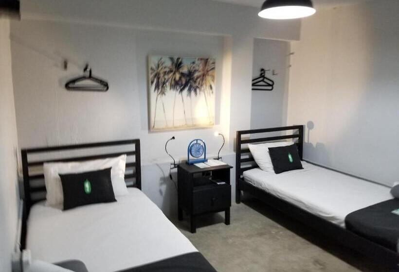 اتاق استاندارد, Nomada Urban Beach Hostel Calle Loiza
