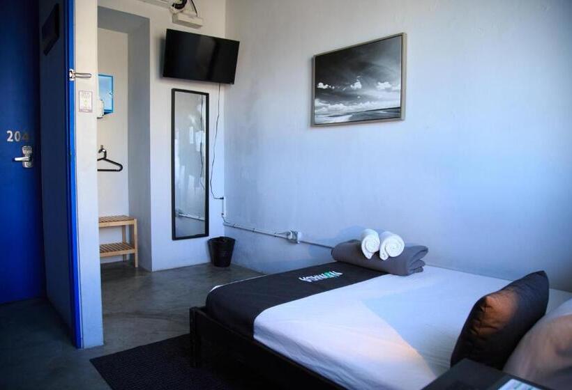 اتاق استاندارد با تخت دوبل, Nomada Urban Beach Hostel Calle Loiza