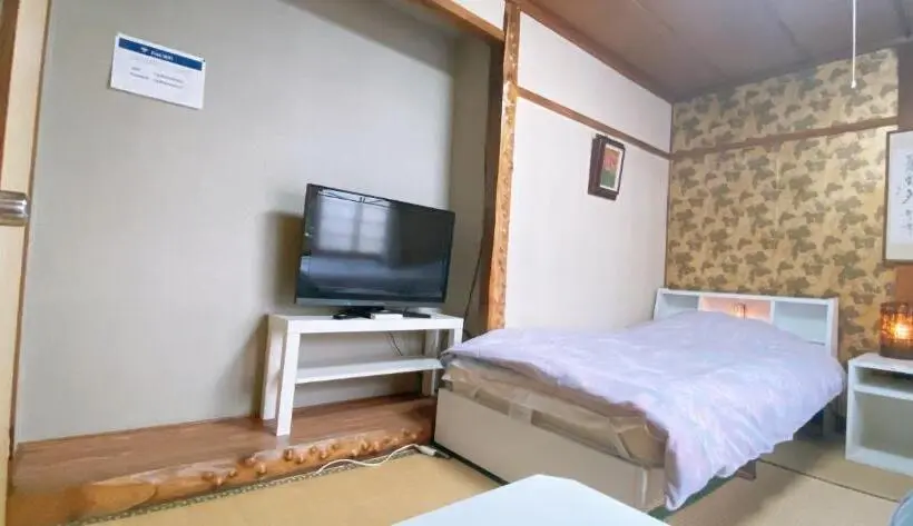 バス共有のスタンダードルーム, Ryokan Sansui