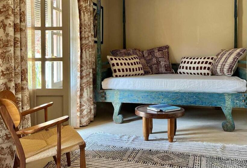 스탠다드 발코니 룸, Gare Du Nord