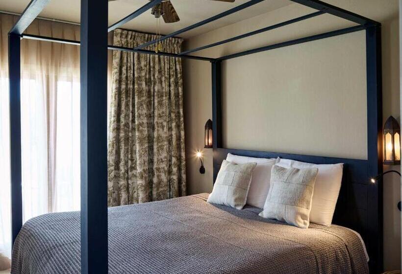 테라스 주니어 스위트, Gare Du Nord