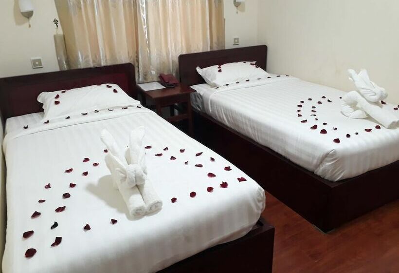 اتاق استاندارد, Shwe Yone Minn