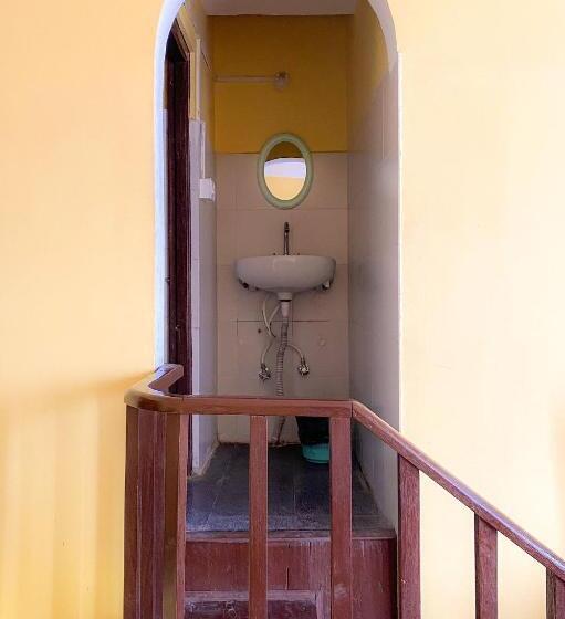 Pokój Basic Trzyosobowy, King Thai Hotel And Restaurant