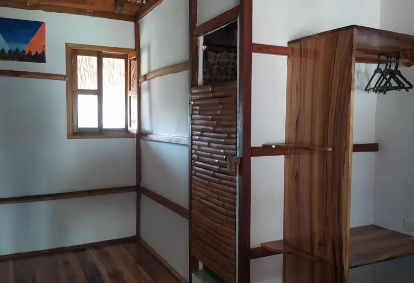 اتاق لوکس یک تخته, Canoamar