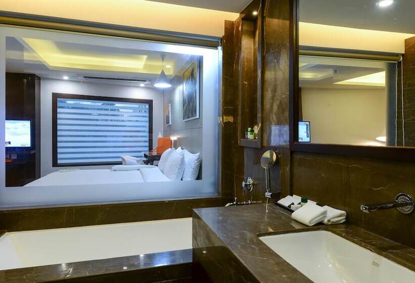 سوییت, Howard Johnson By Wyndham Kolkata Airport