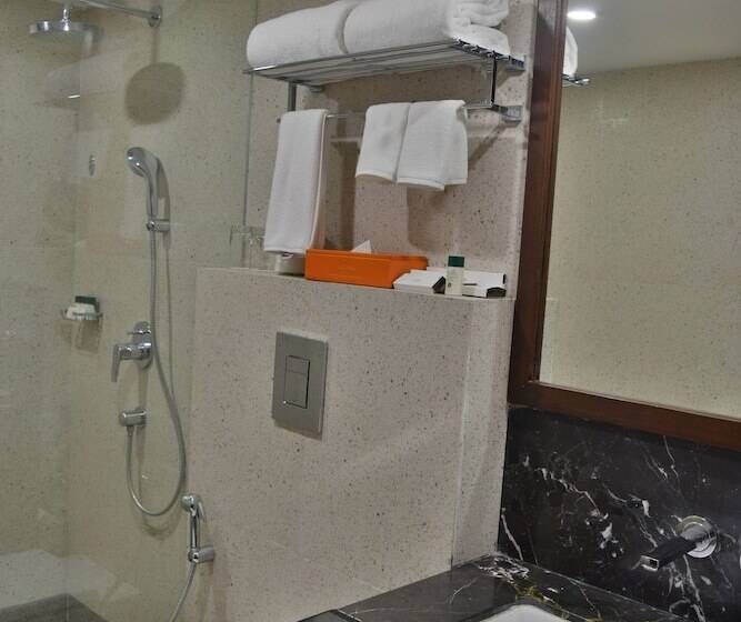 اتاق لوکس, Howard Johnson By Wyndham Kolkata Airport