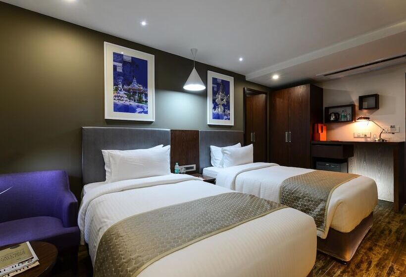 Номер Премиум, Howard Johnson By Wyndham Kolkata Airport