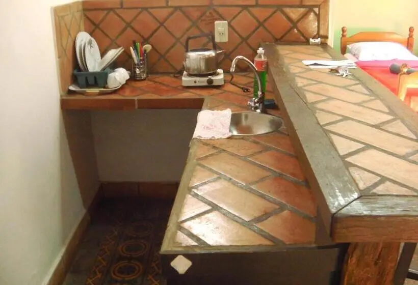 اتاق استاندارد سه نفره, Panambi